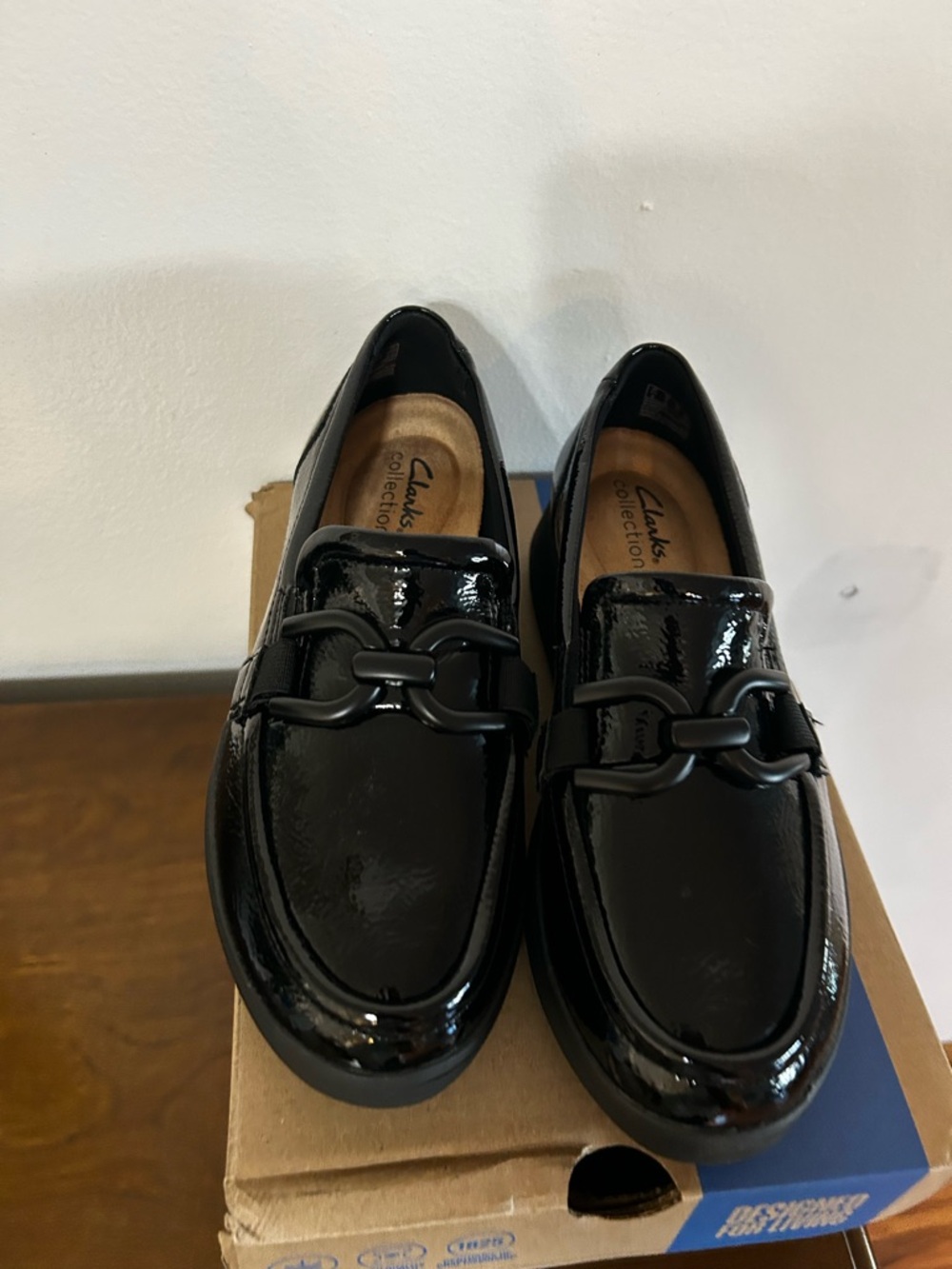 Woman clark loafer New with box